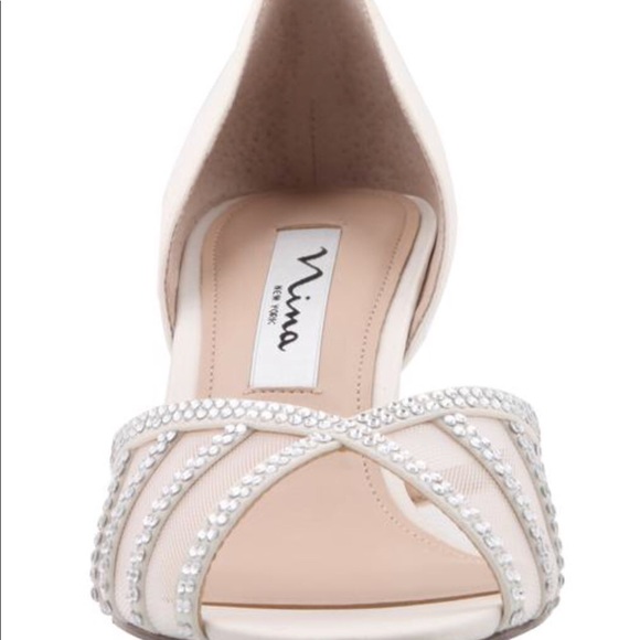 Peep toe formal shoe by nina corita style. Sz 8.5
Wedding pumps - Picture 7 of 8